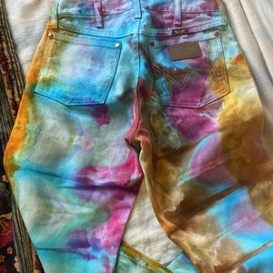 Wranglers tie dyed new